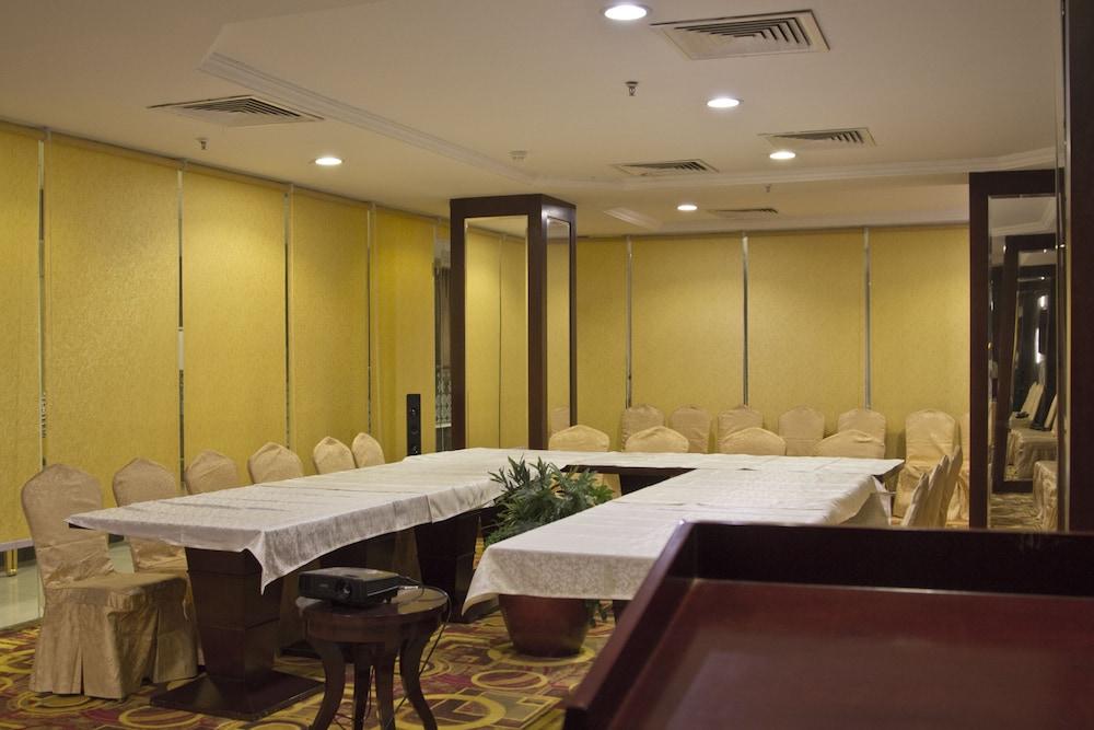 Ekono Jeddah Airport Hotel Esterno foto